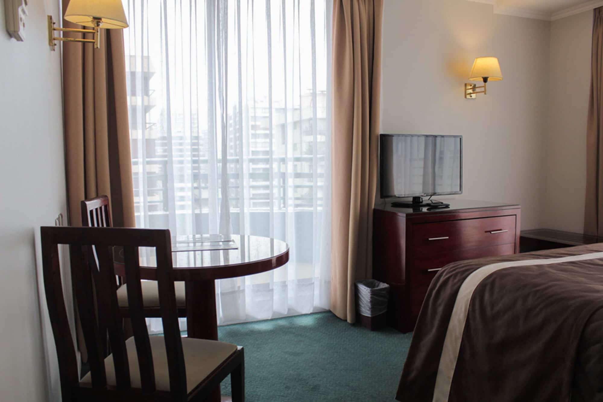 Hotel Leonardo Da Vinci Santiago du Chili Extérieur photo